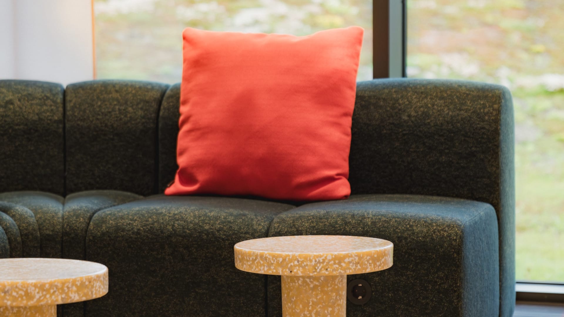 Interiör detalj i konferensrum Cliffs på World of Volvo i Göteborg.