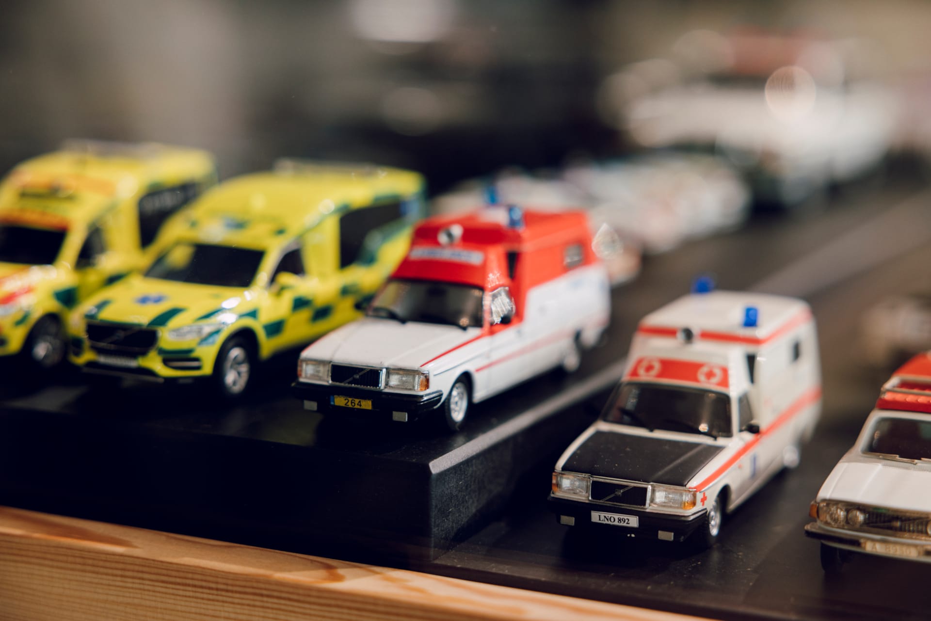 Scale models of emergency vehicles in the ”Volvo Models through the years” exhibition at World of Volvo in Gothenburg.